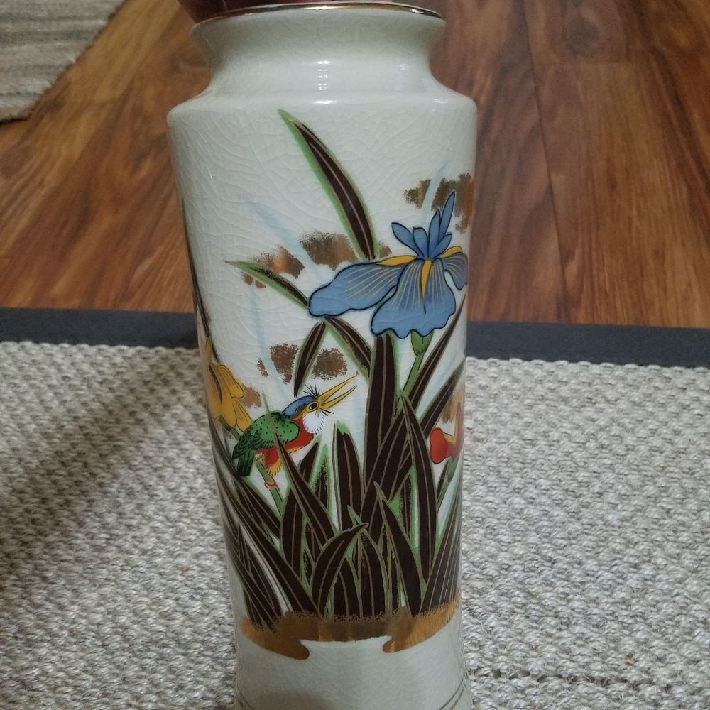 Antique Asian TOYO Vase Excellent Condition